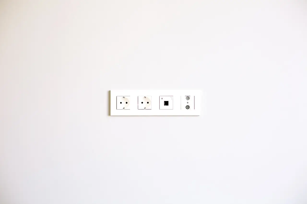 GFCI Outlet Installation in Ruby